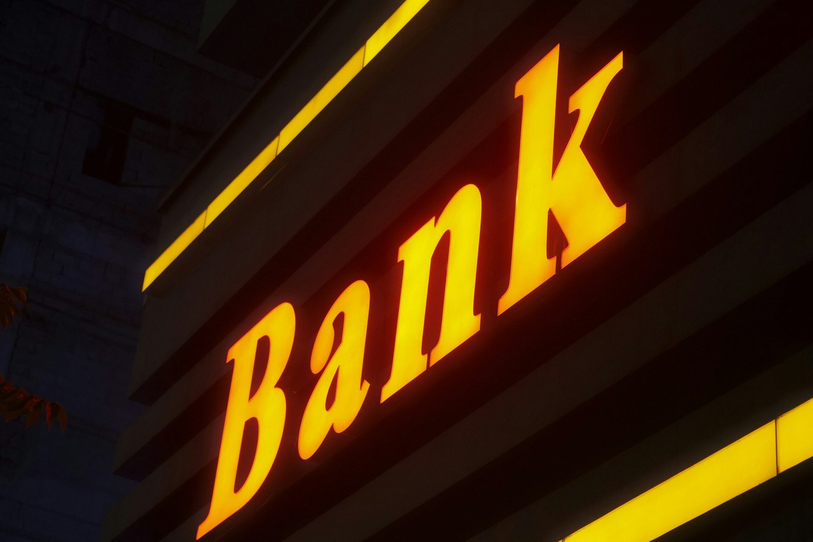 Bancos tradicionais vs bancos digitais: quais valem mais a pena hoje? 